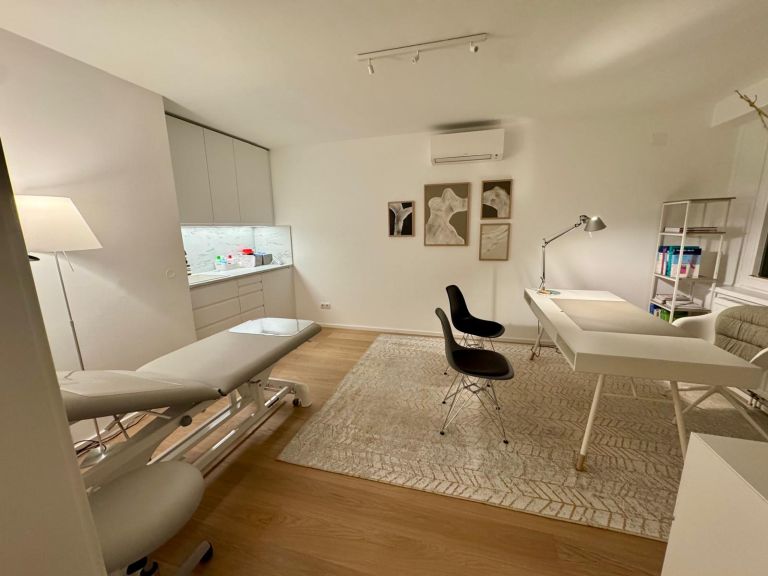 dr_annapaul_ordination1